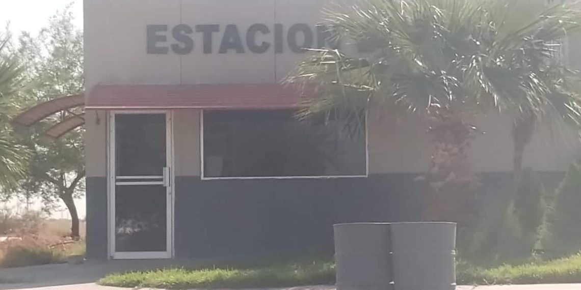 SUJETOS IRRUMPEN EN ESTACIóN DE POLICíA