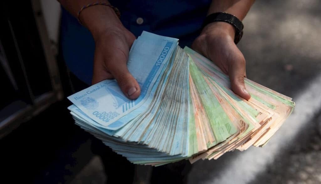 Venezuela-eliminará-6-ceros-a-su-moneda-anuncia-nuevos-billetes
