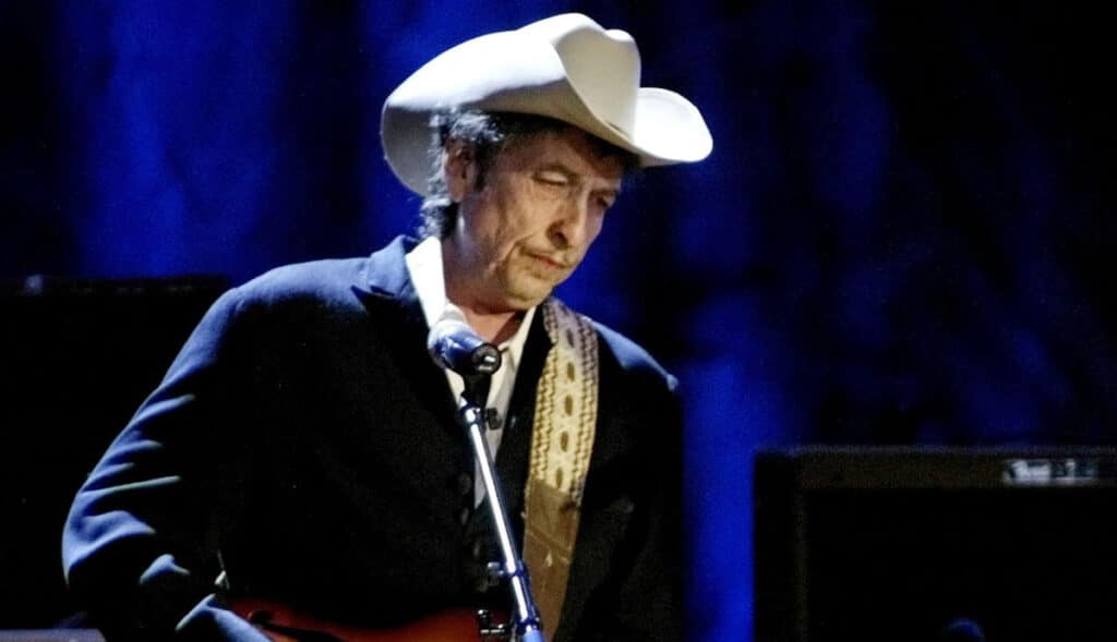 Acusan-a-Bob-Dylan-de-abusar-sexualmente-de-niña