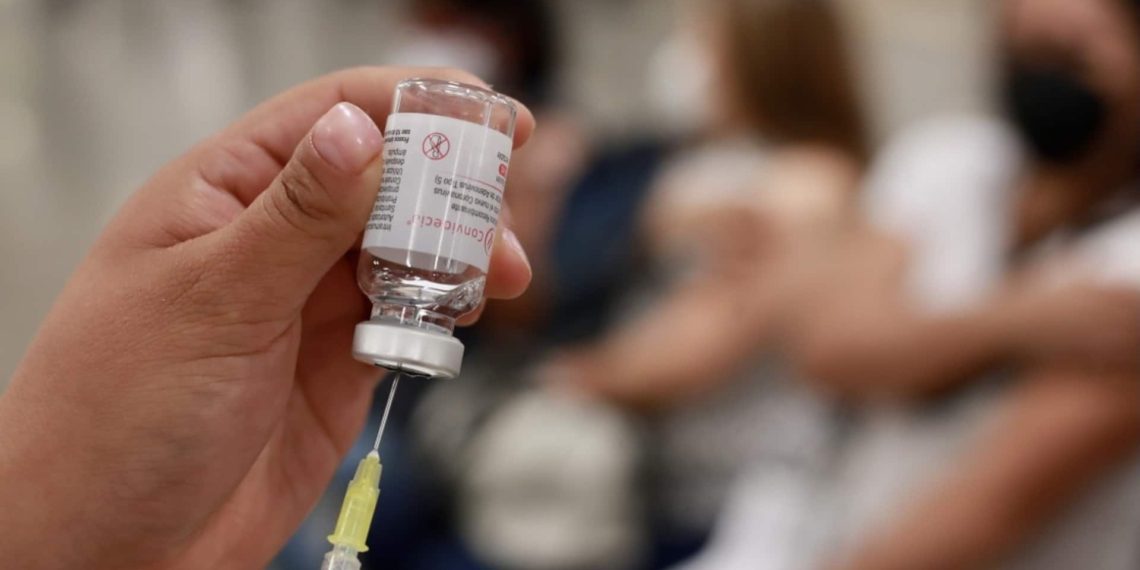 CANSINO RECOMIENDA APLICAR UN REFUERZO DE SU VACUNA ANTICOVID