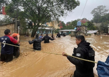 'GRACE' DEJA 8 MUERTOS Y 3 DESAPARECIDOS EN VERACRUZ