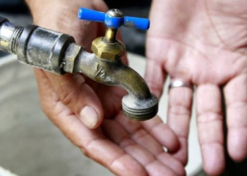 MáS DE UNA DECENA DE COLONIAS SIN AGUA