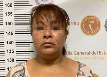 MADRE PROSTITUYE A SU HIJA DE 14 AñOS