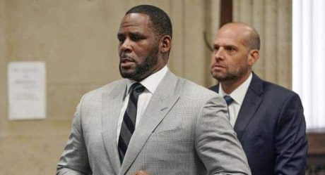 Juicio contra R Kelly; enfrenta diversos delitos sexuales