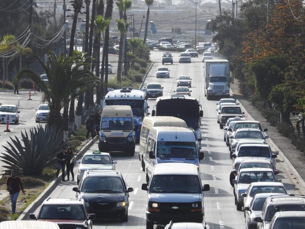 MEDIDAS EN CRUCE FRONTERIZO INCREMENTAN TRáFICO EN TIJUANA