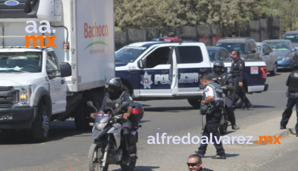 OTRO ATAQUE A POLICíAS MUNICIPALES; HAY DETENIDOS