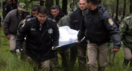 Abren expedientes secretos de las muertes de secretarios de México