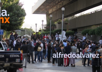 ALERTAN POR POSIBLES GRANADAS EN EL PALACIO MUNICIPAL