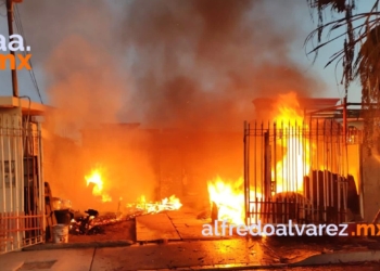 INCENDIO EN VIVIENDA DEJA A PERSONA SIN VIDA