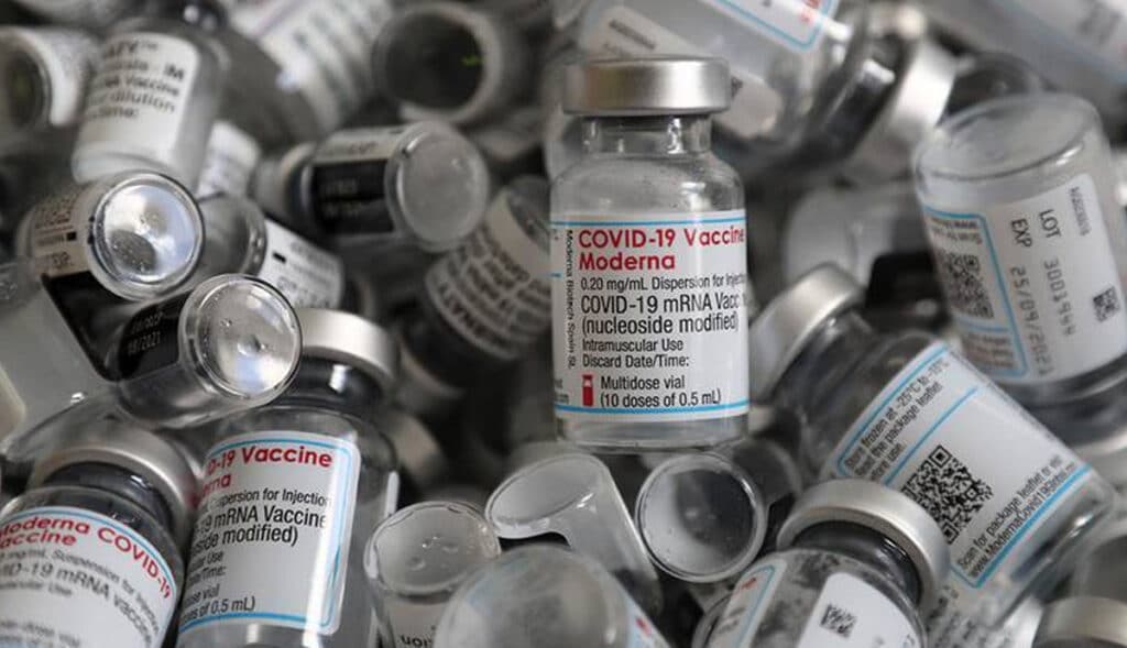 Detectan-sustancias-extrañas-en-más-de-un-millón-de-vacunas-Moderna