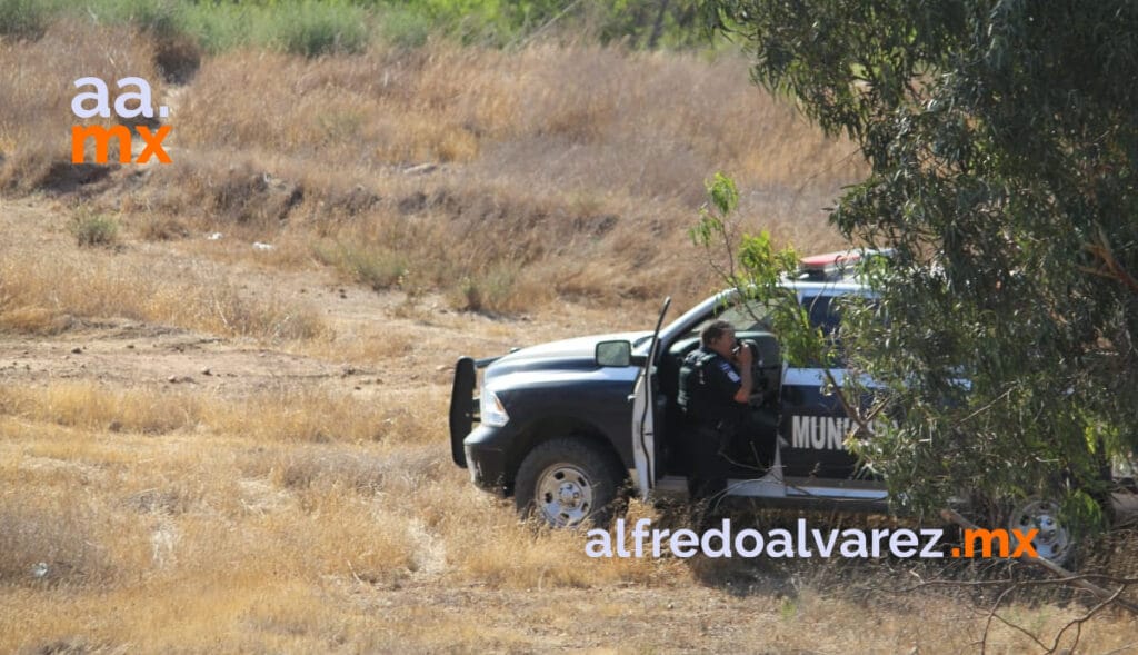 SUJETOS ARMADOS ATACAN A POLICíAS