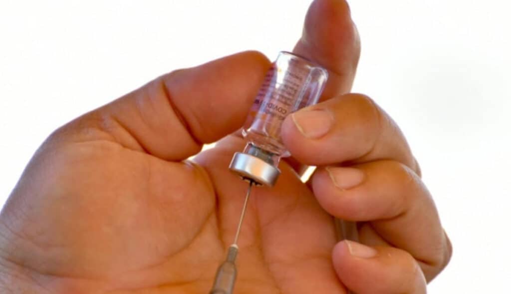 Sigue-vacunación-de-2da-dosis-en-Tijuana