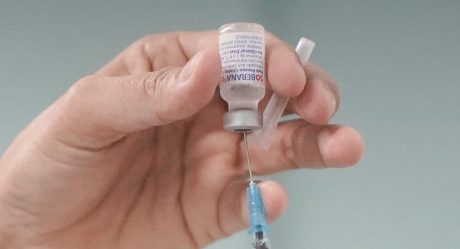 Cuba autoriza vacuna anticovid en menores de 18 años