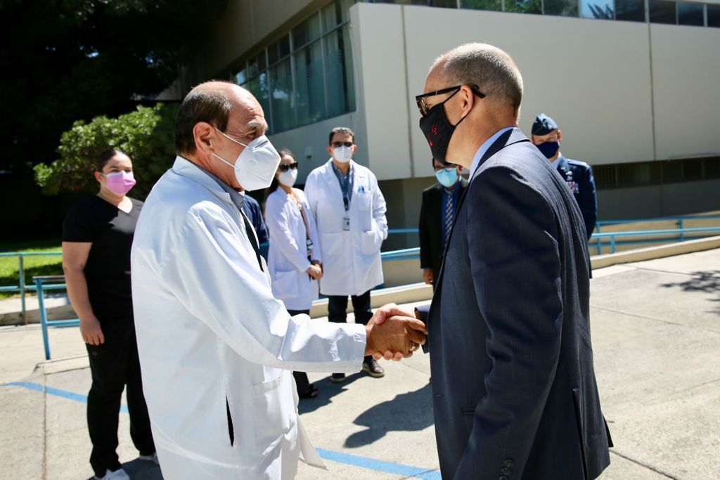 CONSULADO DE EU Y EL COMANDO NORTE DONAN EQUIPO MéDICO AL HGT