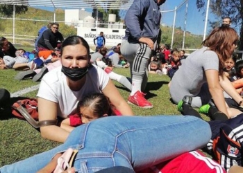 MATAN 4 POLICíAS EN BALACERA JUNTO A CAMPO DEPORTIVO