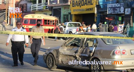 Calafia sin frenos choca autos y mata a hombre