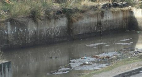 Limpian desarenadores en Tijuana ante temporada de lluvia