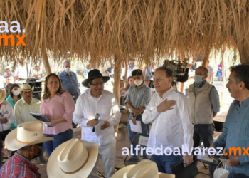 DURAZO TIENE REUNIóN HISTóRICA CON NACIóN YAQUI