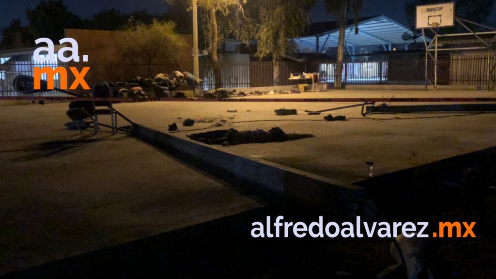 POSTE LE CAE ENCIMA Y LA MATA EN EVENTO DE LA IGLESIA