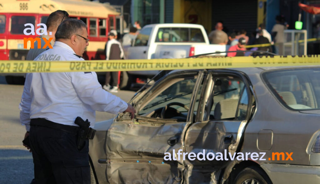 CALAFIA SIN FRENOS CHOCA AUTOS Y MATA A HOMBRE