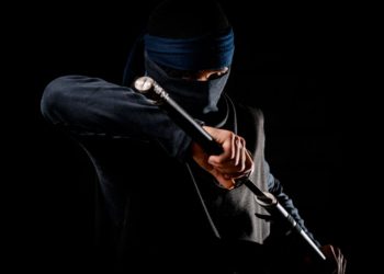 UN NINJA ATACA A SOLDADOS DE LAS FUERZAS ESPECIALES DE EU