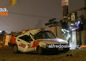 MUERE TAXISTA TRAS CHOCAR, CONDUCíA A EXCESO DE VELOCIDAD