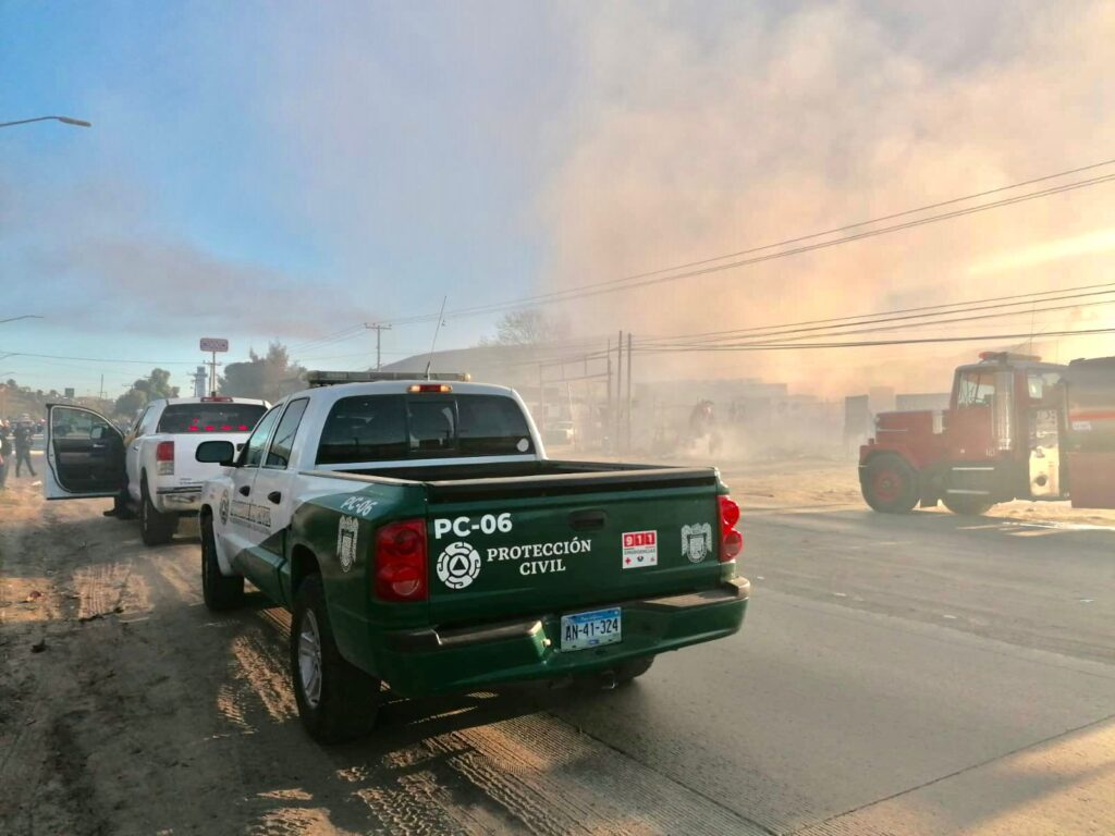 JOVEN PROVOCA INCENDIO EN YONKE; DAñA MáS DE UNA DECENA DE AUTOS