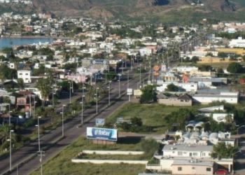 QUITAN NOMBRE MANLIO FABIO BELTRONES A BULEVAR DE SAN CARLOS