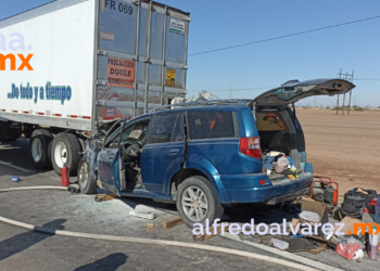 CINCO HERIDOS EN CHOQUE DE CAMIONETA CONTRA TRáILER