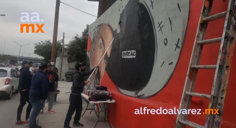 Pintan mural de Vicente Fernández en Tijuana