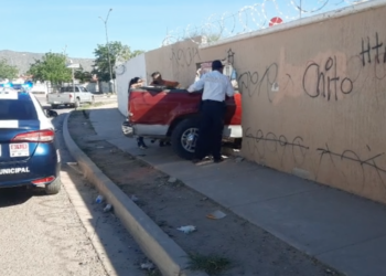 DOS MENORES LESIONADOS EN CHOQUE EN PASEOS DEL PEDREGAL