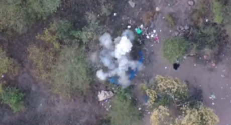 VIDEO: Grupo armado bombardea a población usando drones