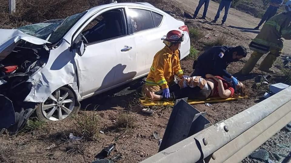 Accidente automovilístico en Navojoa deja dos lesionados Alfredo