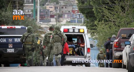 Atacan a balazos a jóvenes al instalar cámaras de seguridad; uno muere