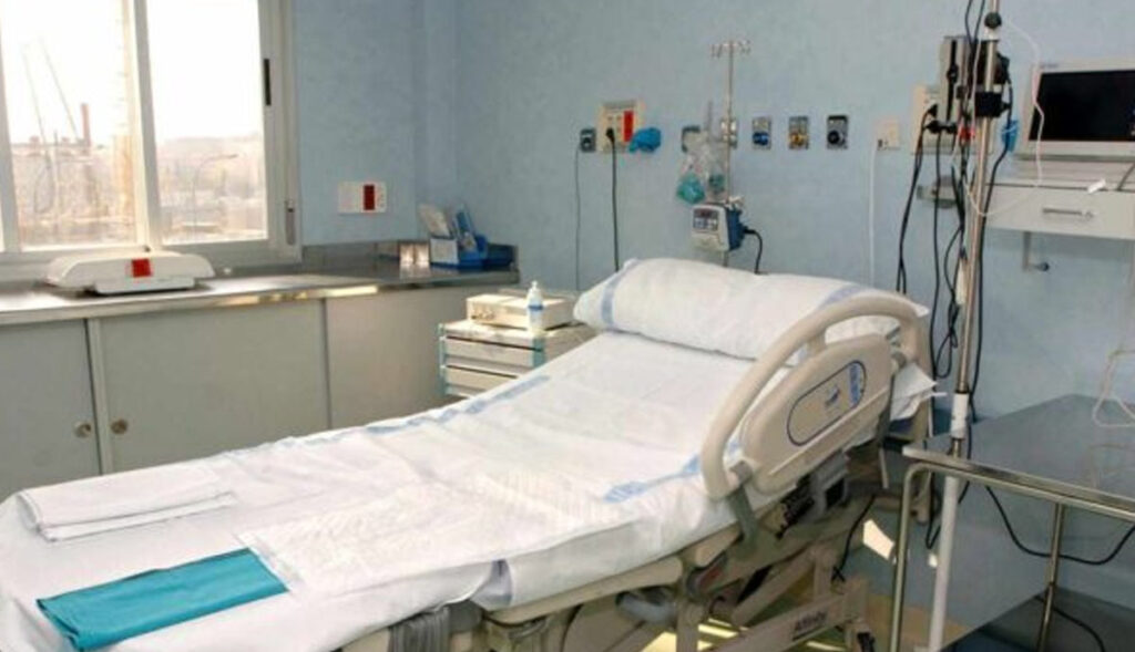 Niegan-servicio-de-urgencia-a-embarazada-y-aborta-cierran-hospital