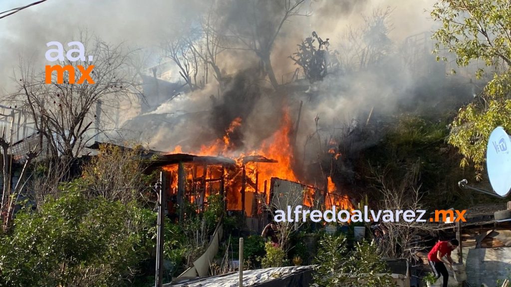 Incendio-afecta-cinco-viviendas