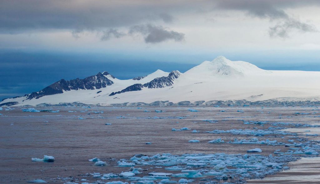 Hallan-por-primera-vez-contaminación-por-nanoplásticos-en-los-polos