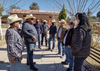 EN SAGARHPA SE TRABAJA A RAS DE SUELO CON LOS PRODUCTORES