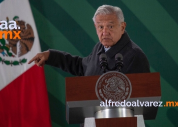 AMLO EXONERA A BONILLA