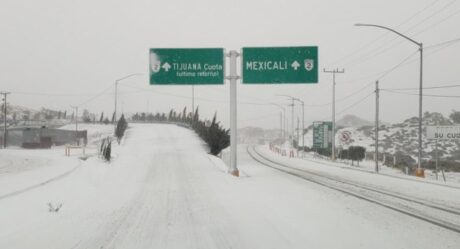 Recomiendan posponer viajes no esenciales entre Tj-Mexicali por caída de nieve