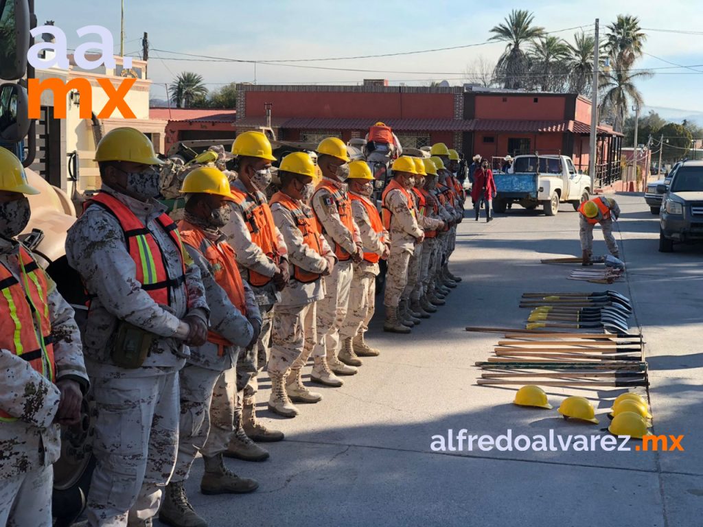 120-brigadistas-combaten-incendio-forestal-en-Aconchi