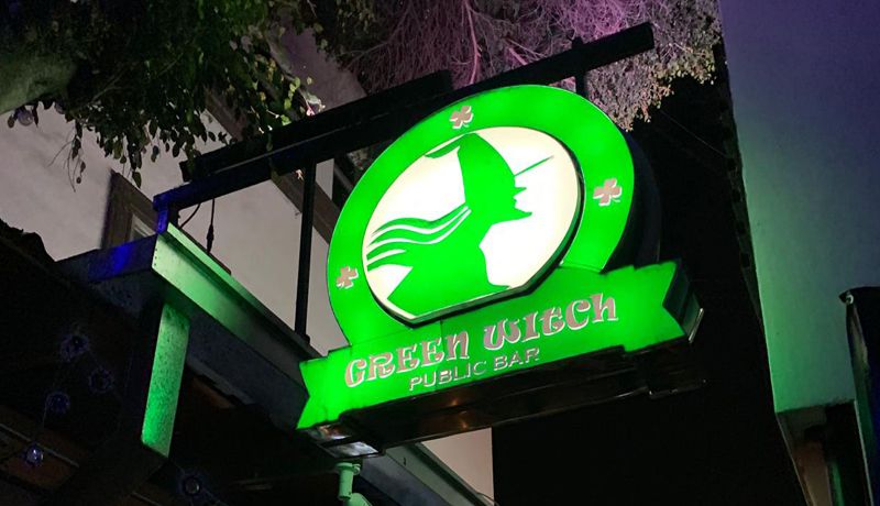 Bar Green Witch contesta tras el ataque a dos estudiantes en sus  instalaciones |