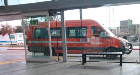 Arranca servicio de transporte a UABC Valle de las Palmas
