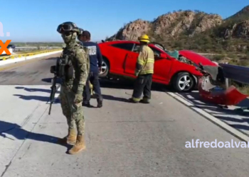 FALLECE MUJER EN CHOQUE POR ALCANCE EN CARRETERA