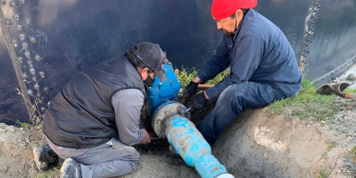 CESPT RESTABLECE SERVICIO DE AGUA EN COLONIA HACIENDA LAS DELICIAS 3