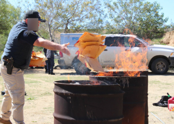 INCINERA FGE 21 KILOS DE DIFERENTES DROGAS