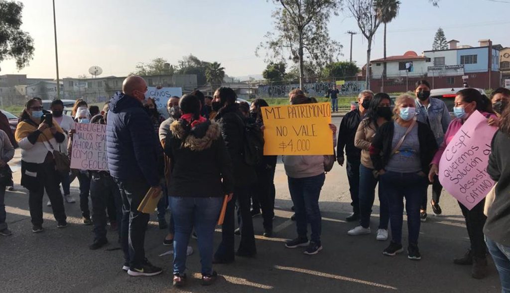 CESPT-atiende-a-70-residentes-de-la-colonia-Camino-Verde