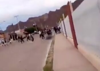 EN GUAYMAS ADOLESCENTE ES NOQUEADO EN RIñA ENTRE ESTUDIANTES