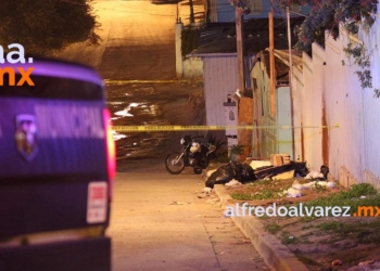 ATACAN A BALAZOS A JOVEN MOTOCICLISTA