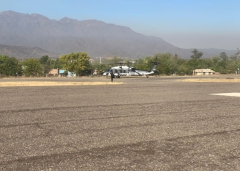 MANDAN HELICóPTERO DE GUARDIA NACIONAL PARA COMBATIR INCENDIO EN ÁLAMOS